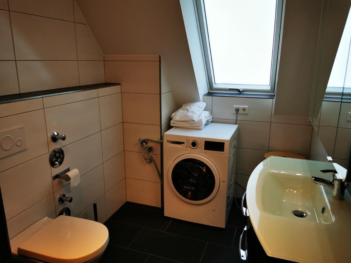 Moderne Landhaus-ferienwohnung Mit Balkon Kempen
